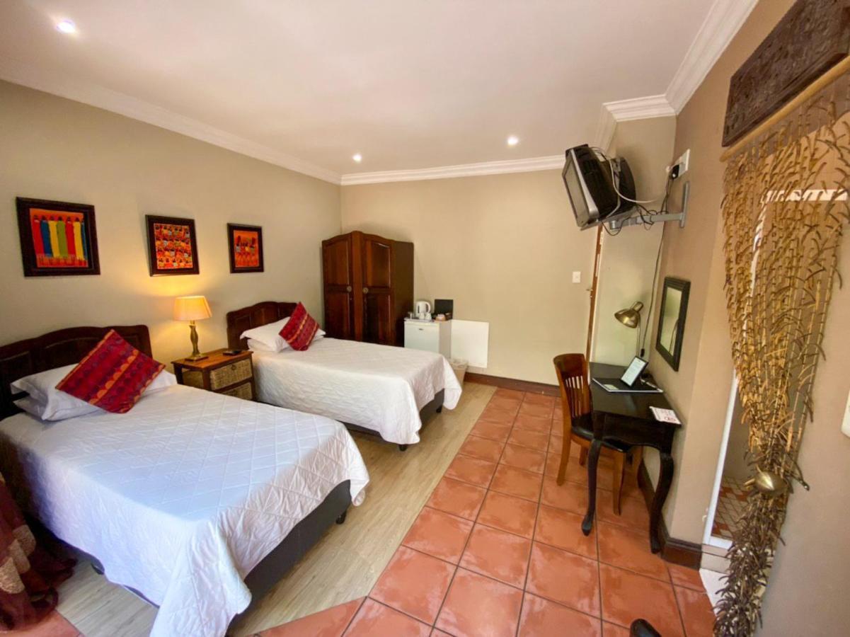 Green Valley Lodge Pretoria Exterior photo
