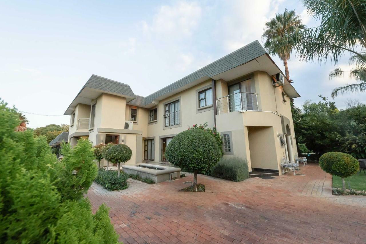 Green Valley Lodge Pretoria Exterior photo