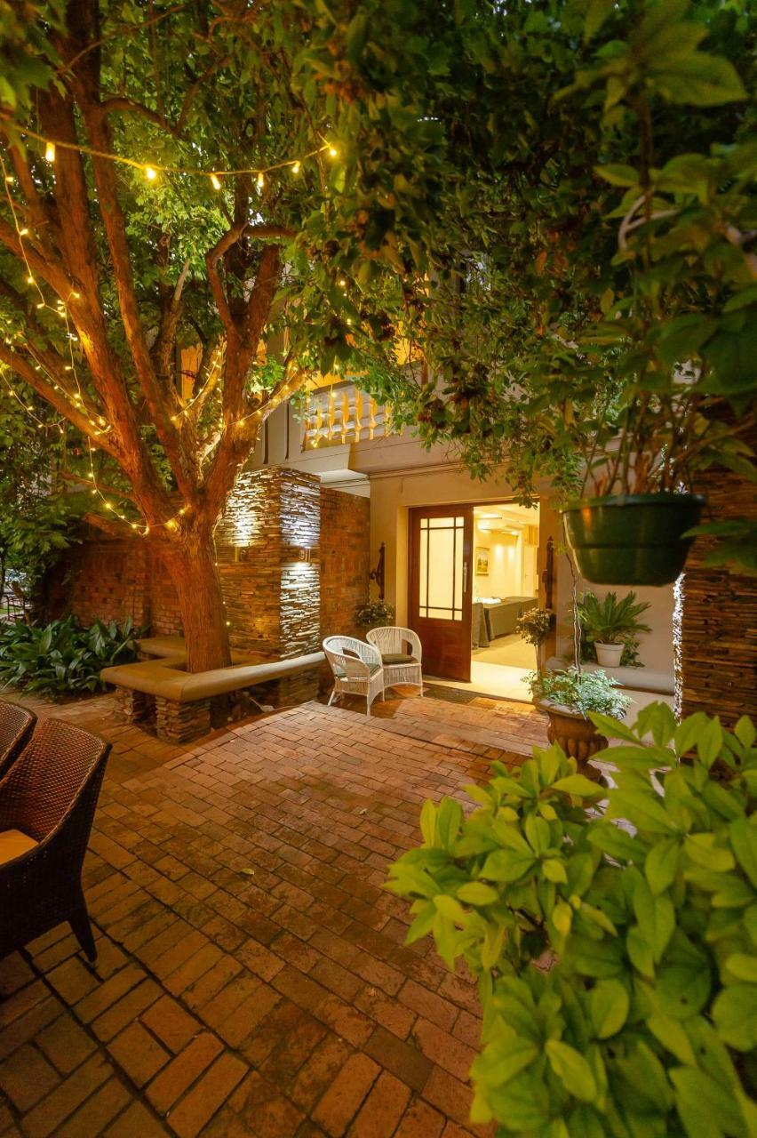 Green Valley Lodge Pretoria Exterior photo