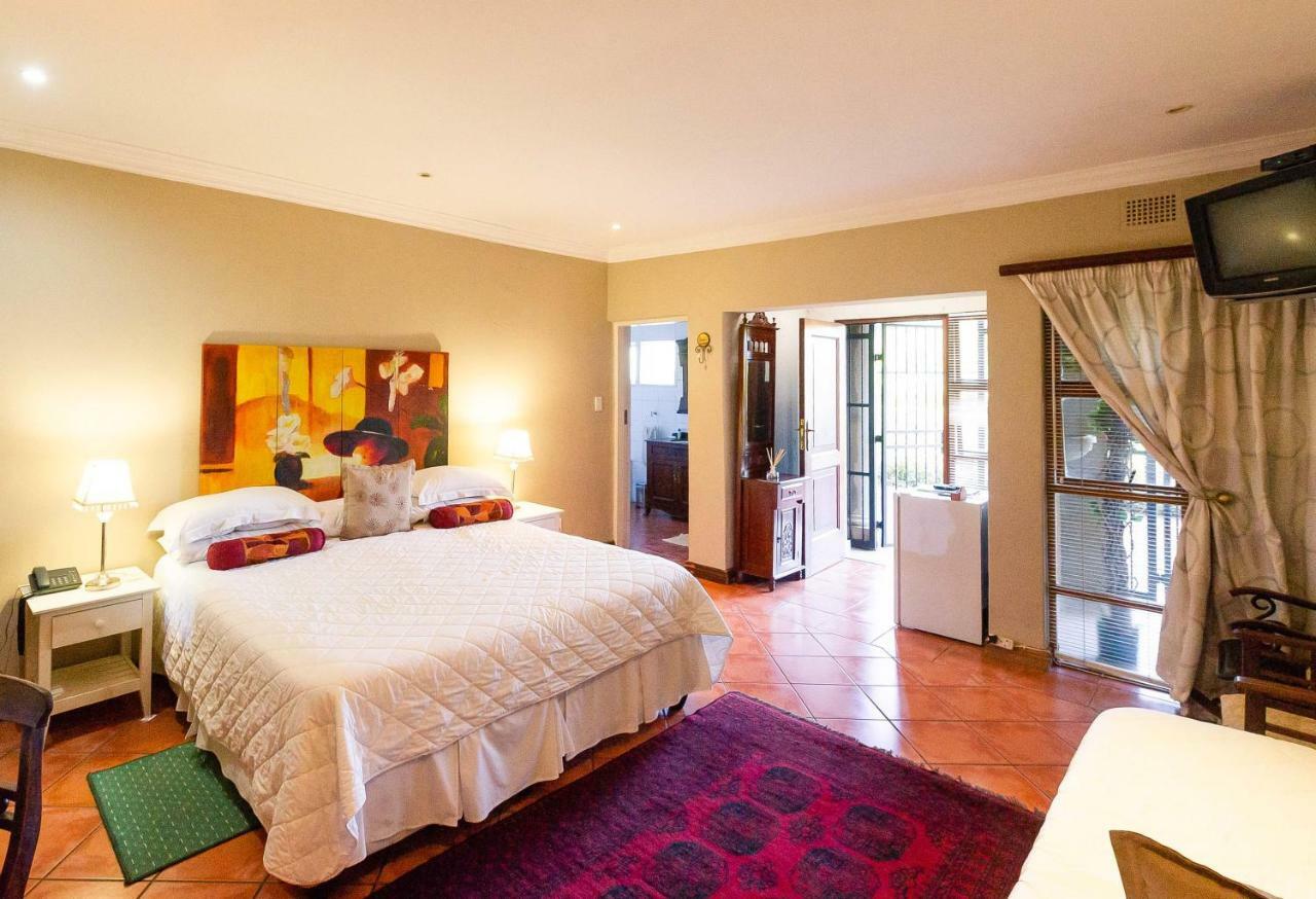 Green Valley Lodge Pretoria Exterior photo