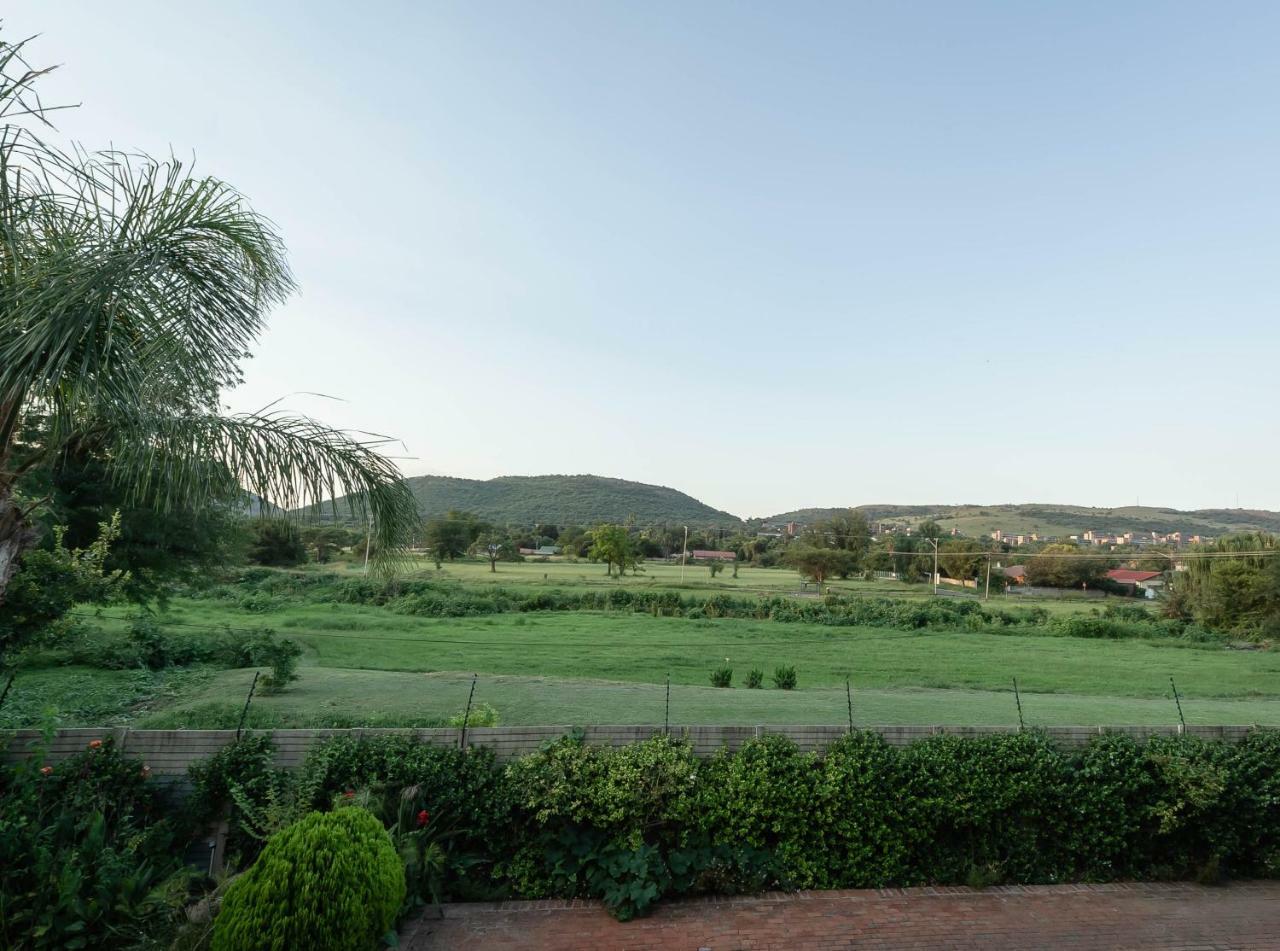 Green Valley Lodge Pretoria Exterior photo