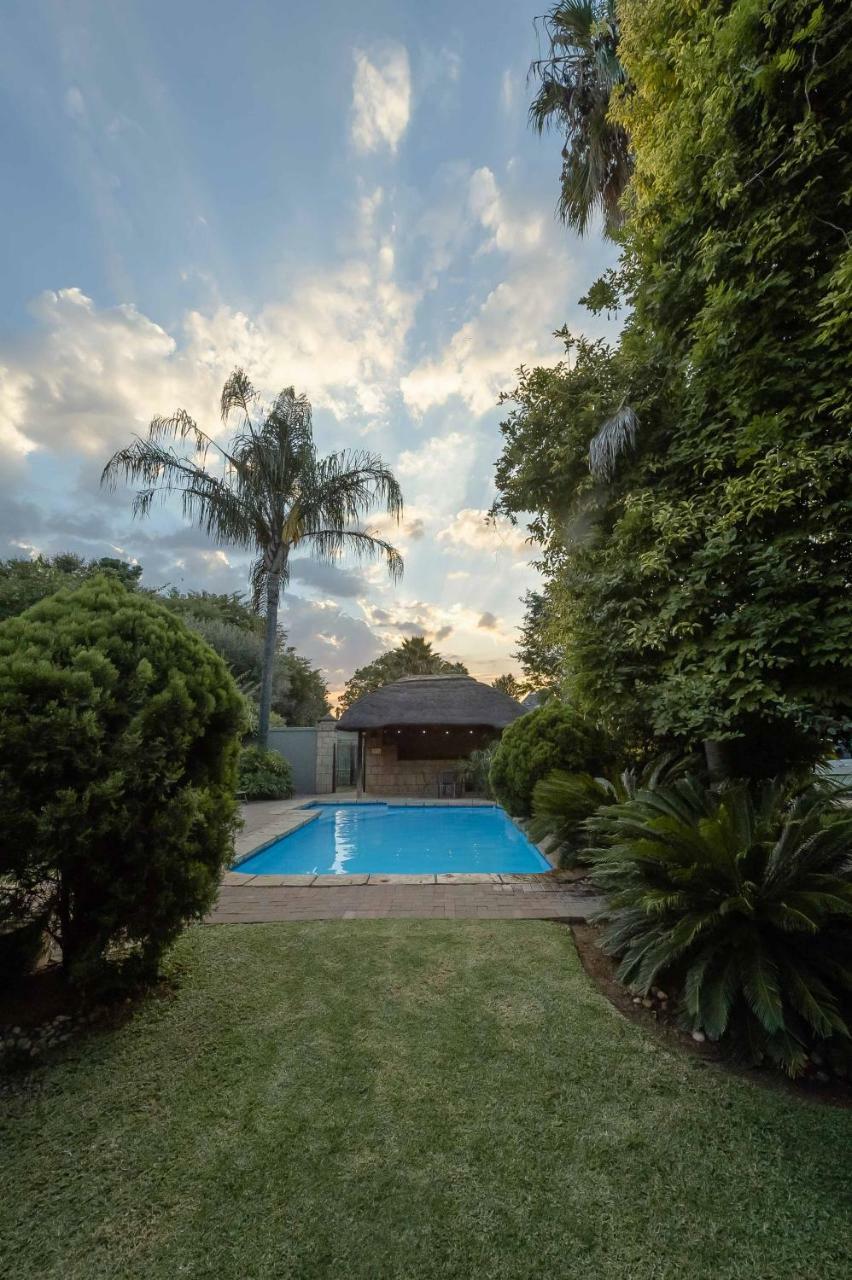 Green Valley Lodge Pretoria Exterior photo